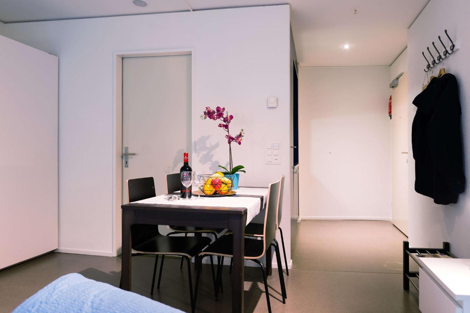 Hitrental Allmend Comfort Studios Lucerne Екстер'єр фото