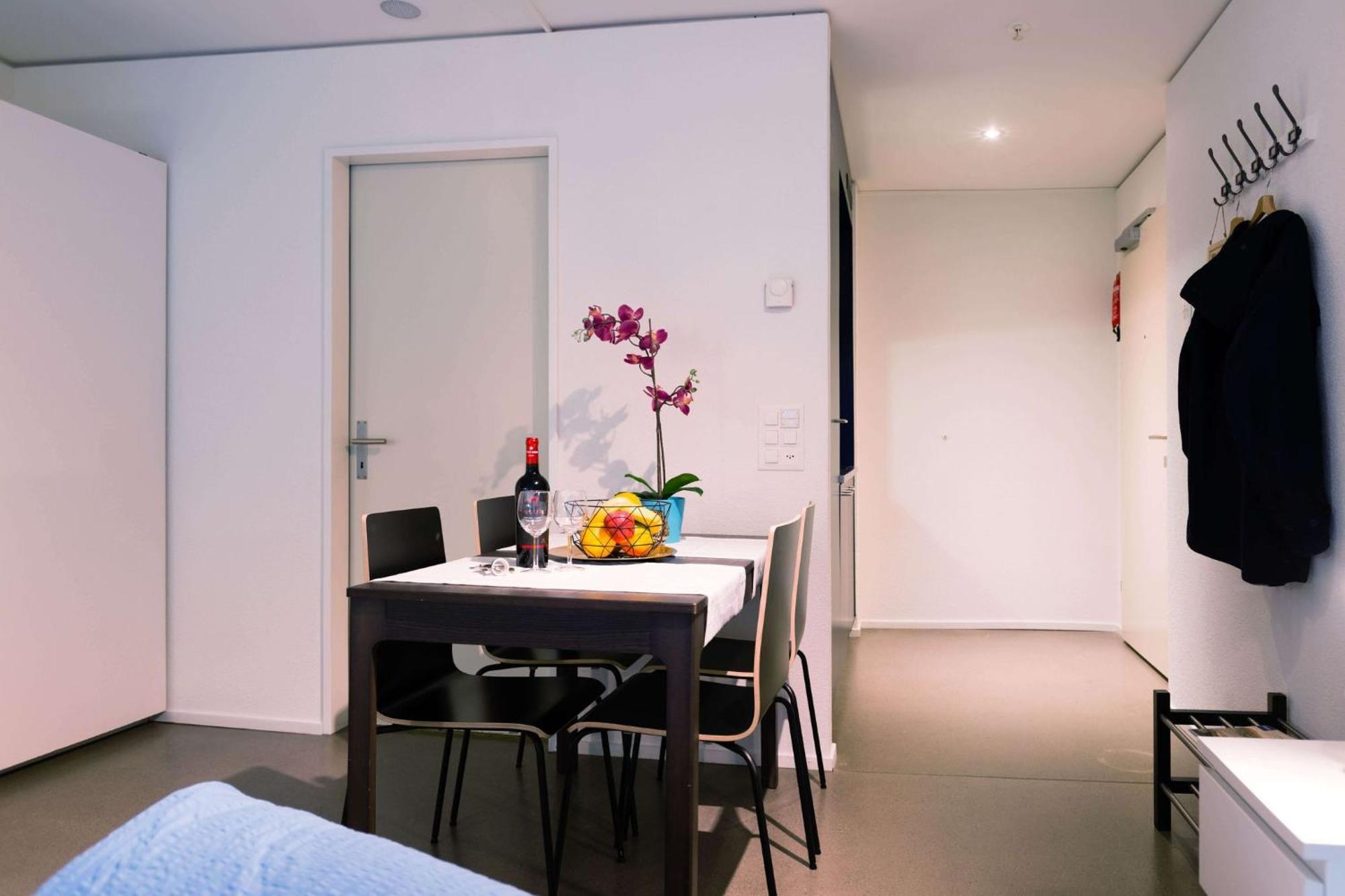 Hitrental Allmend Comfort Studios Lucerne Екстер'єр фото